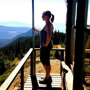 Meet your Posher, Becky